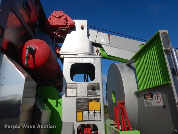 image for item HA9492 1979 Western Star  service truck with crane