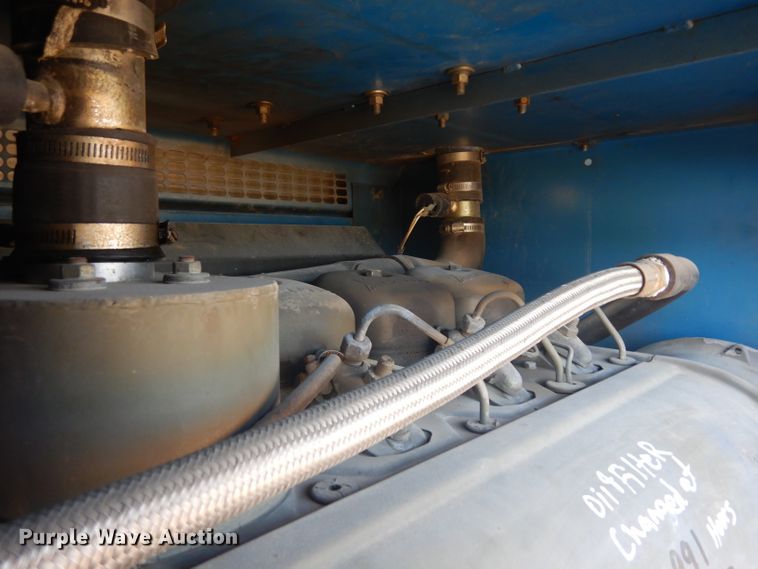 image for item HA9492 1979 Western Star  service truck with crane