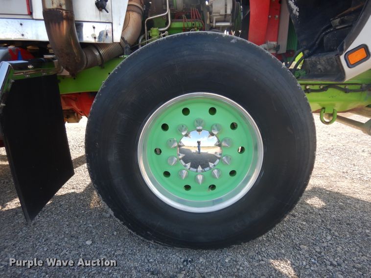 image for item HA9492 1979 Western Star  service truck with crane