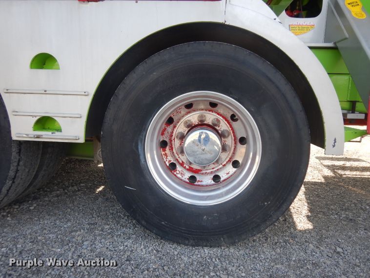 image for item HA9492 1979 Western Star  service truck with crane