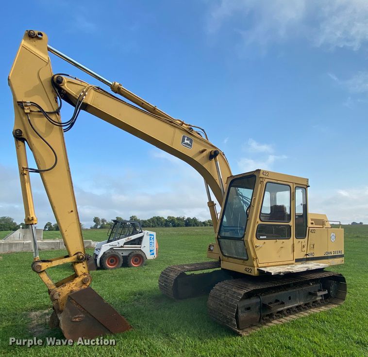 image for item HA9642 1987 John Deere 490  excavator