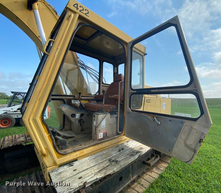 image for item HA9642 1987 John Deere 490  excavator