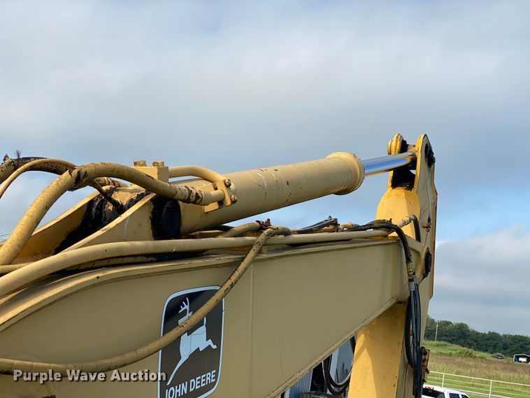 image for item HA9642 1987 John Deere 490  excavator