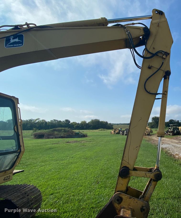 image for item HA9642 1987 John Deere 490  excavator