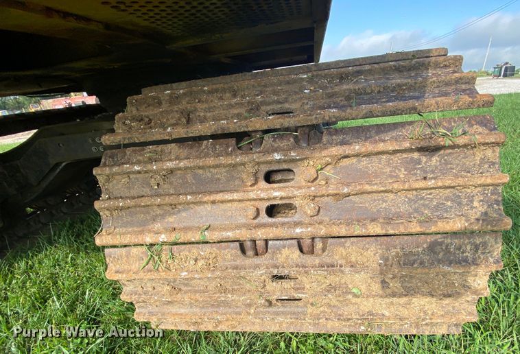 image for item HA9642 1987 John Deere 490  excavator