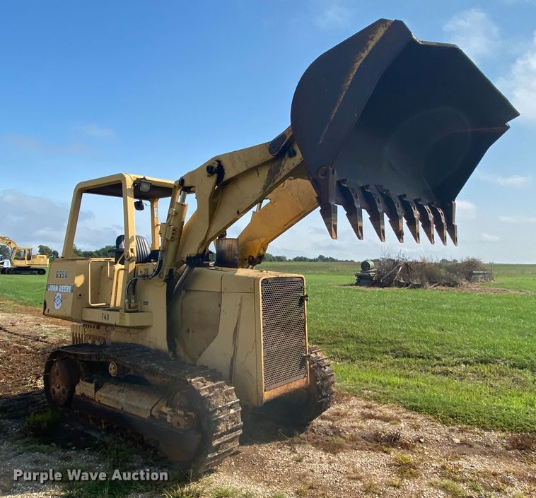 image for item HA9643 1989 John Deere 655B  track loader