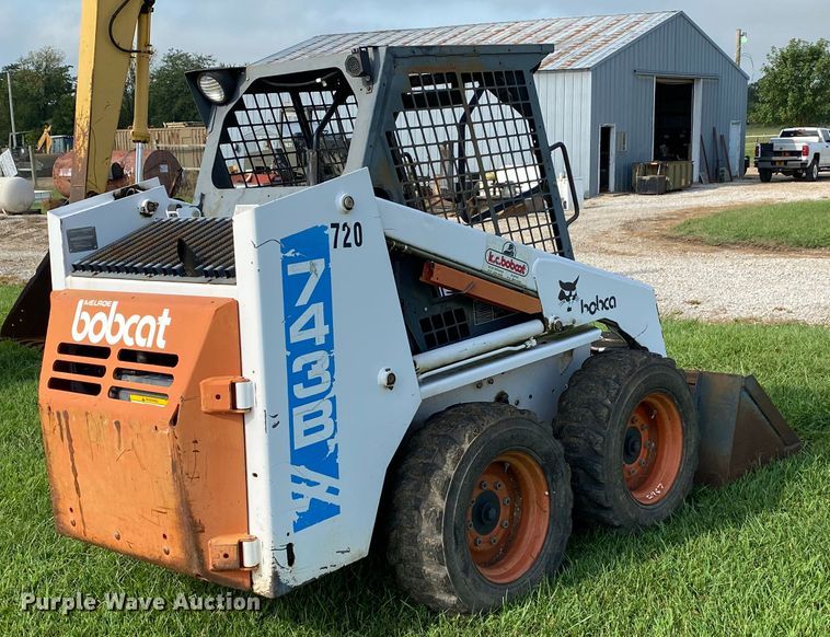 image for item HA9644 1993 Bobcat 743B  skid steer loader