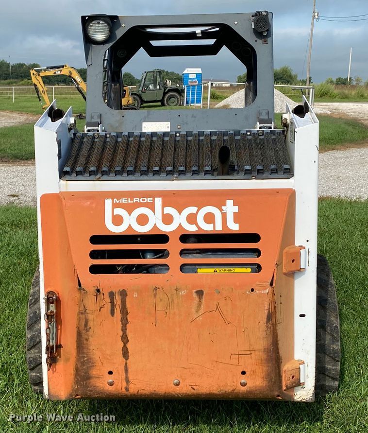 image for item HA9644 1993 Bobcat 743B  skid steer loader