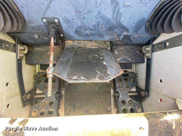 image for item HA9644 1993 Bobcat 743B  skid steer loader