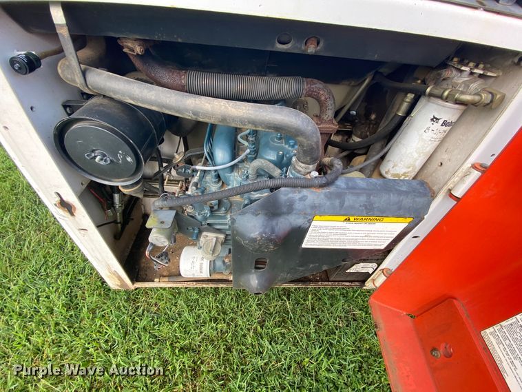 image for item HA9644 1993 Bobcat 743B  skid steer loader