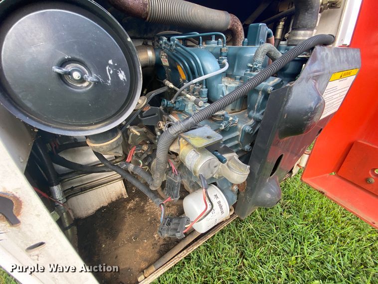 image for item HA9644 1993 Bobcat 743B  skid steer loader