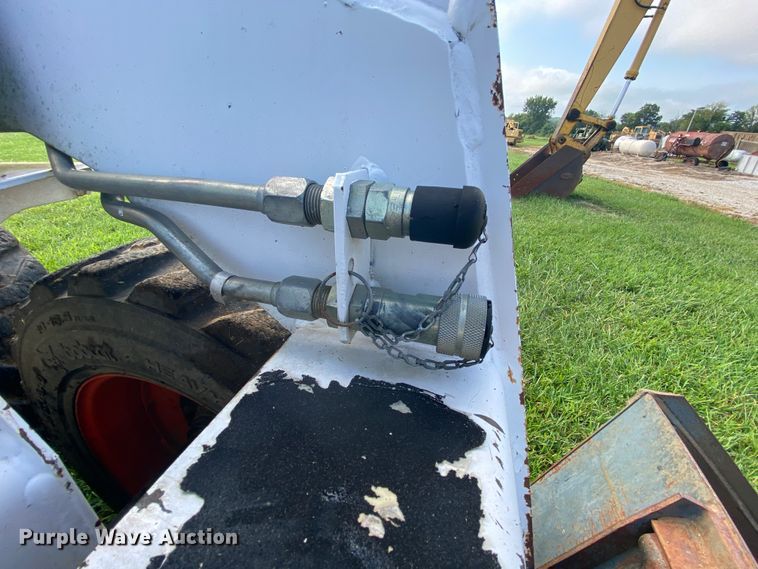 image for item HA9644 1993 Bobcat 743B  skid steer loader