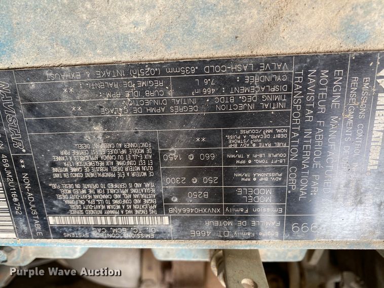 image for item HA9650 2000 International 4800  bucket truck