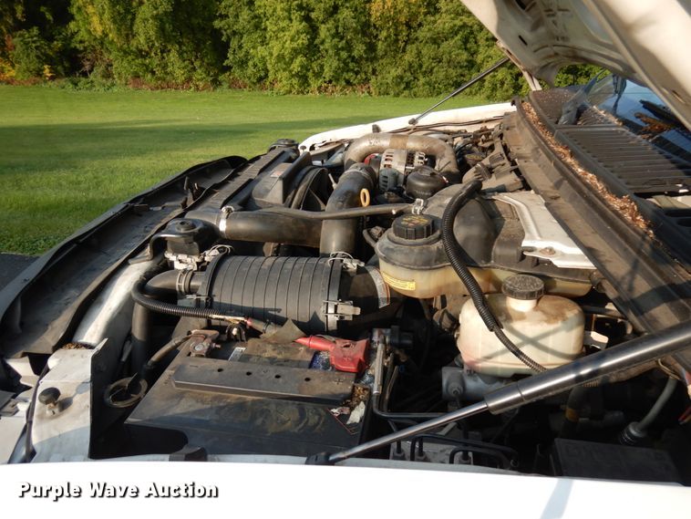 image for item HD9001 2007 Ford F450 Super Duty  bucket truck