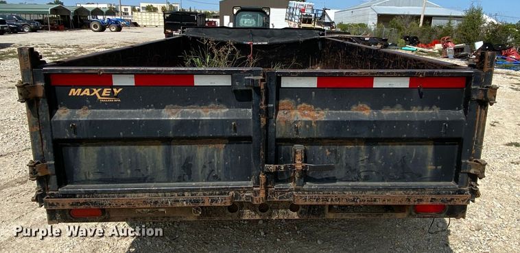 image for item HE9764 2012 Maxey dump trailer