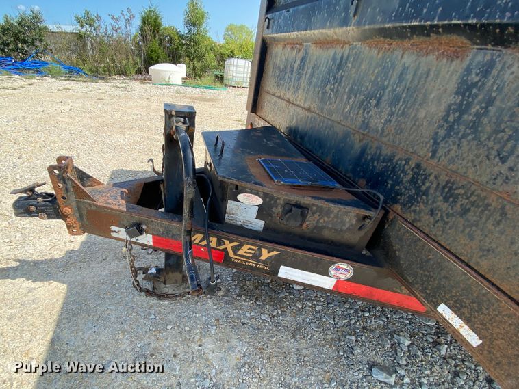 image for item HE9764 2012 Maxey dump trailer
