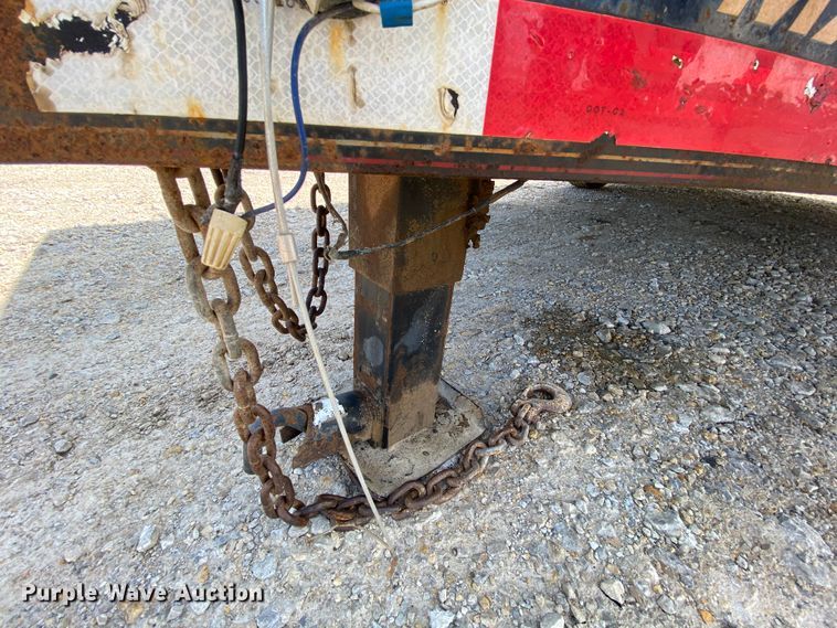 image for item HE9764 2012 Maxey dump trailer