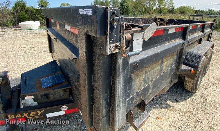 image for item HE9764 2012 Maxey dump trailer