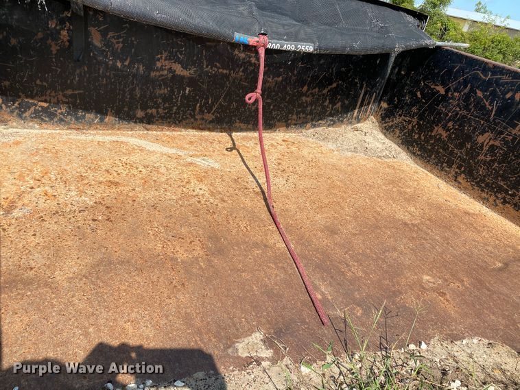 image for item HE9764 2012 Maxey dump trailer