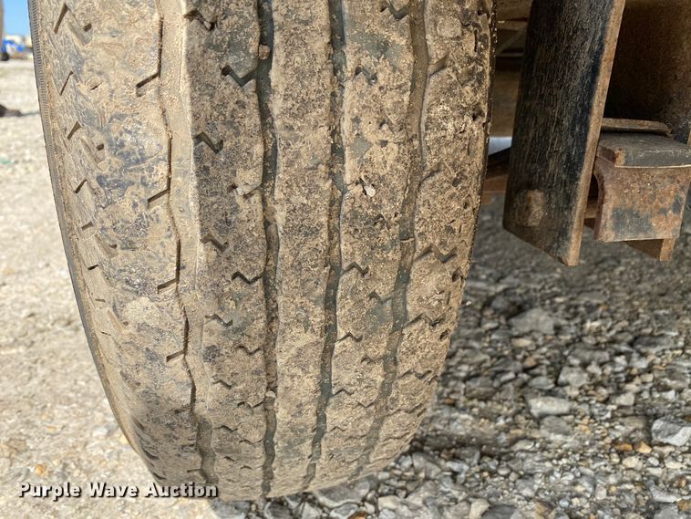 image for item HE9764 2012 Maxey dump trailer