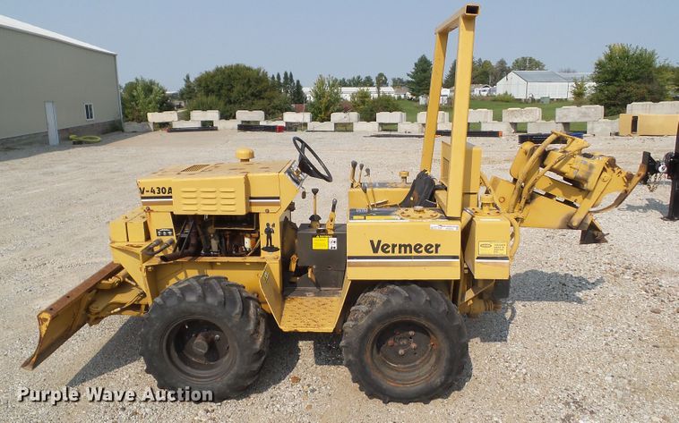 image for item HF9576 1990 Vermeer V-430A  cable plow