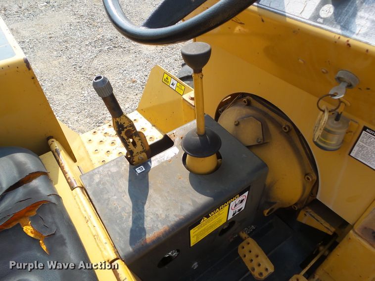 image for item HF9576 1990 Vermeer V-430A  cable plow