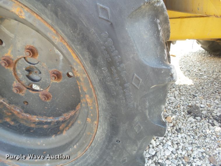 image for item HF9576 1990 Vermeer V-430A  cable plow