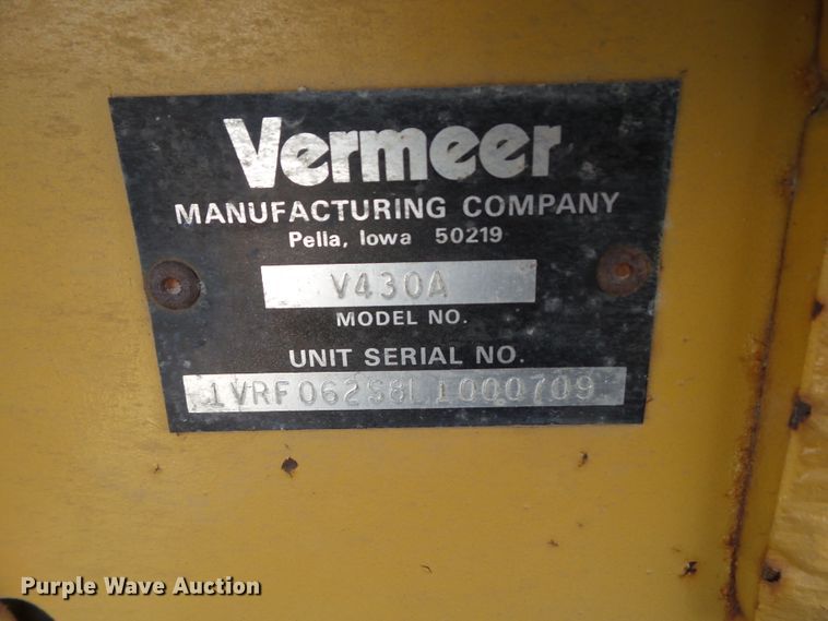 image for item HF9576 1990 Vermeer V-430A  cable plow