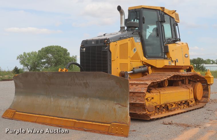 image for item HJ9367 2015 John Deere 850K WLT  dozer