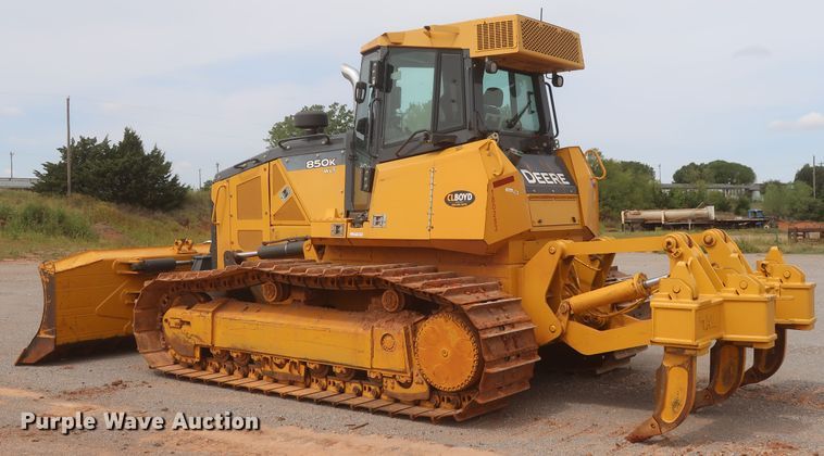image for item HJ9367 2015 John Deere 850K WLT  dozer