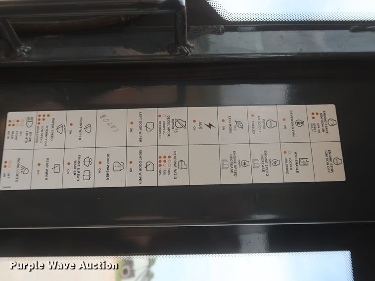 image for item HJ9367 2015 John Deere 850K WLT  dozer