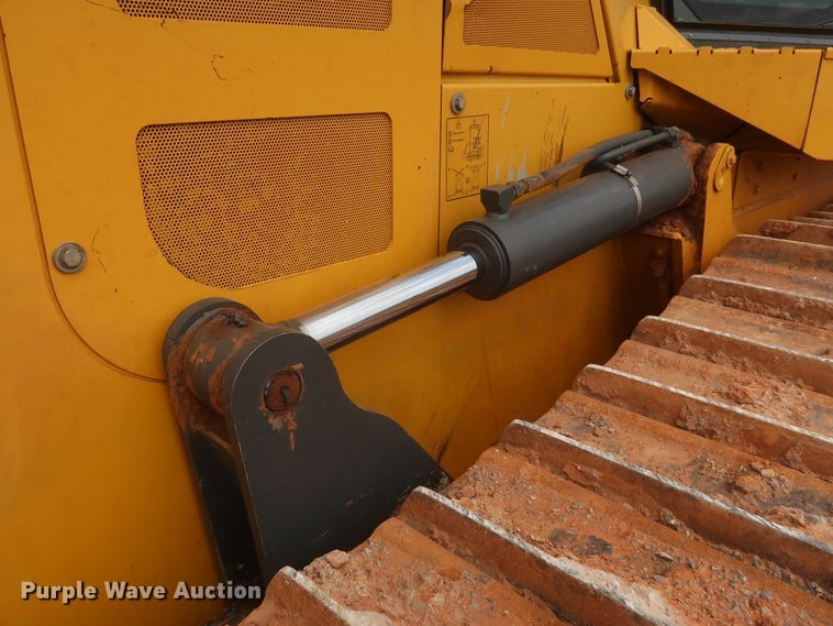 image for item HJ9367 2015 John Deere 850K WLT  dozer