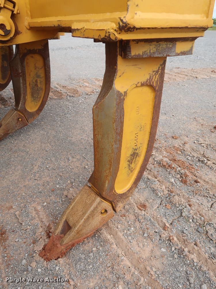 image for item HJ9367 2015 John Deere 850K WLT  dozer