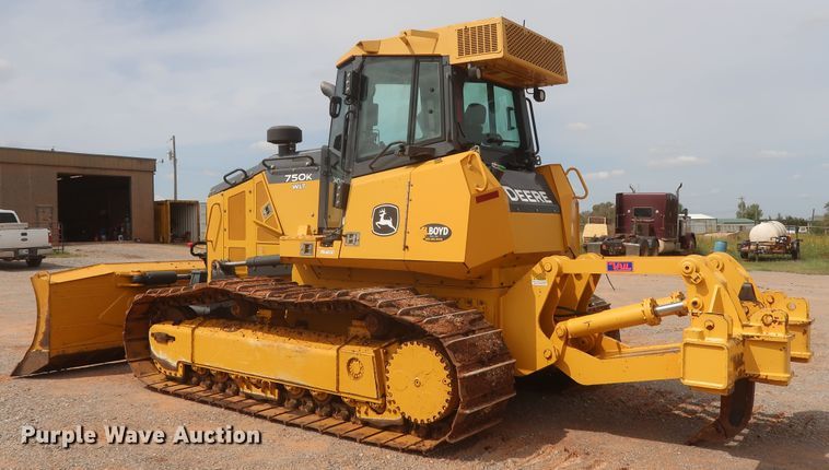 image for item HJ9368 2015 John Deere 750K WLT  dozer