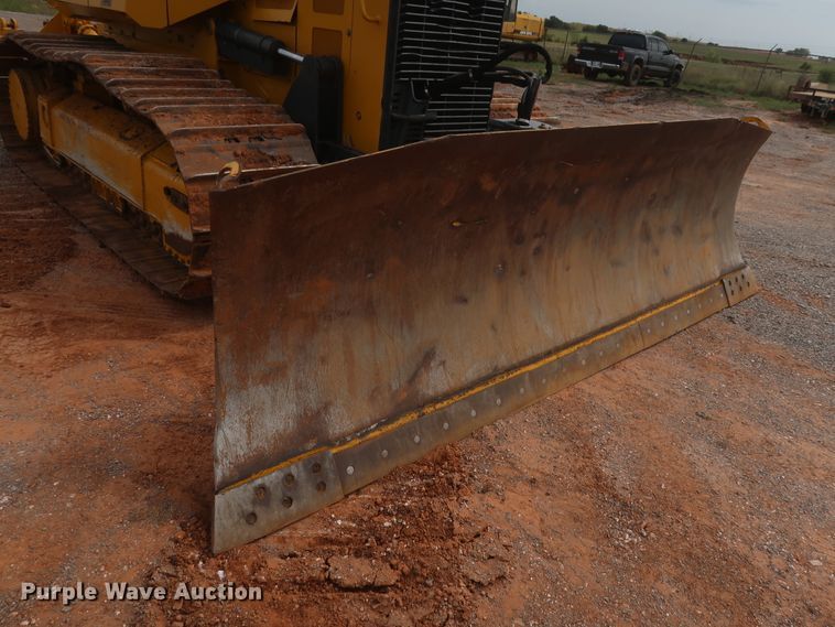 image for item HJ9368 2015 John Deere 750K WLT  dozer