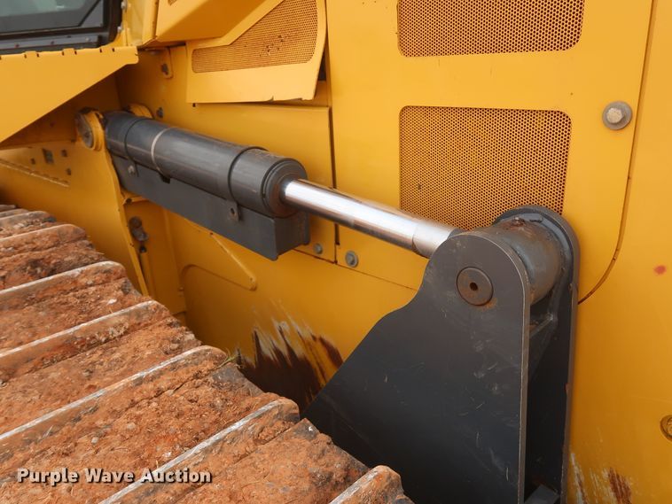 image for item HJ9368 2015 John Deere 750K WLT  dozer