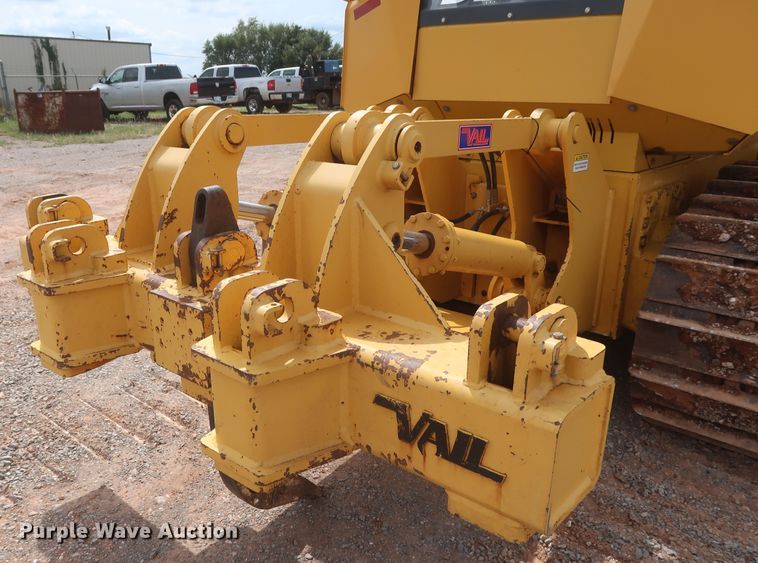 image for item HJ9368 2015 John Deere 750K WLT  dozer