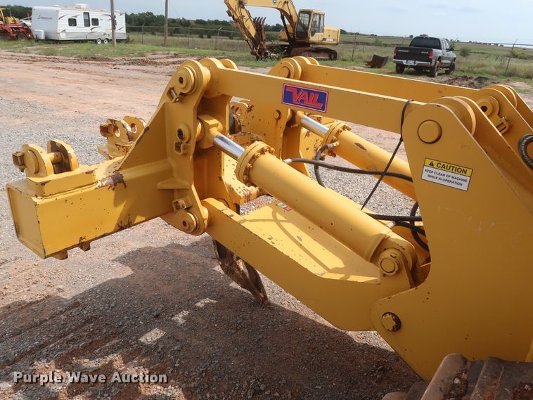 image for item HJ9368 2015 John Deere 750K WLT  dozer