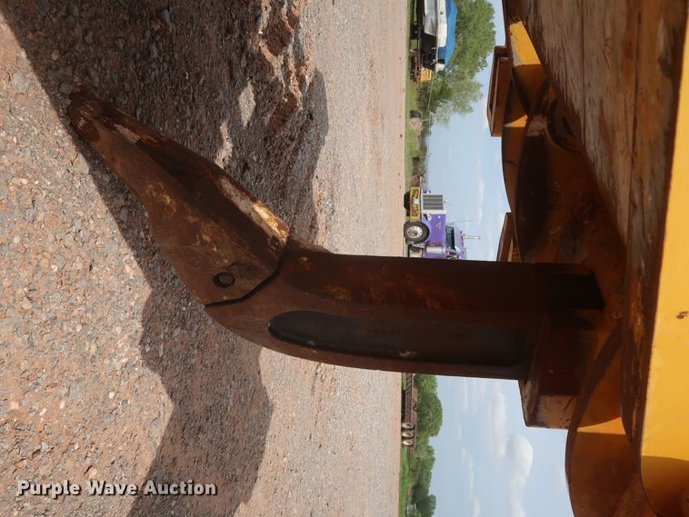 image for item HJ9368 2015 John Deere 750K WLT  dozer