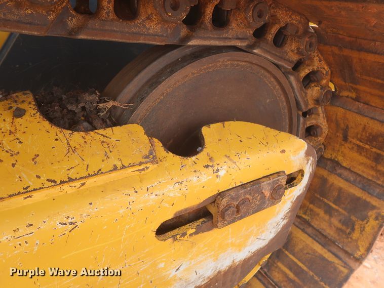 image for item HJ9368 2015 John Deere 750K WLT  dozer