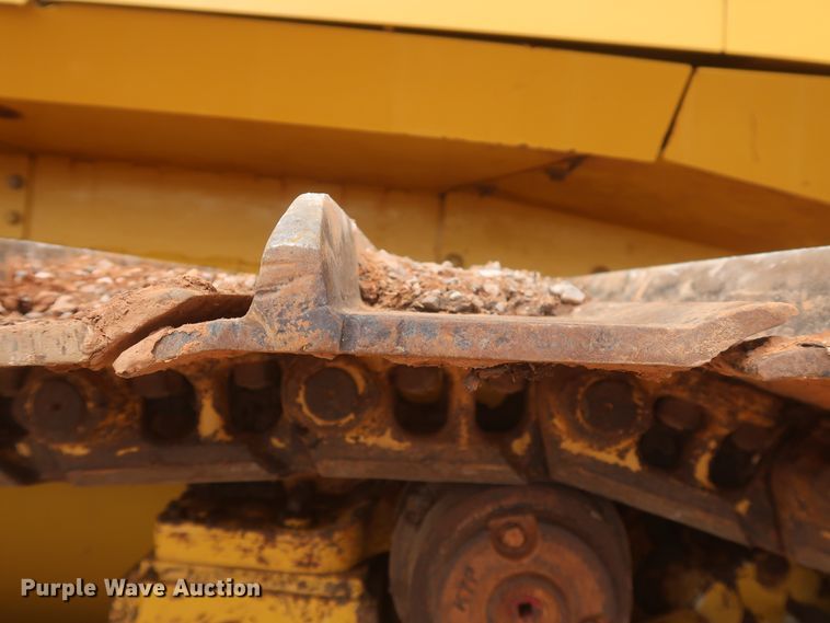 image for item HJ9368 2015 John Deere 750K WLT  dozer