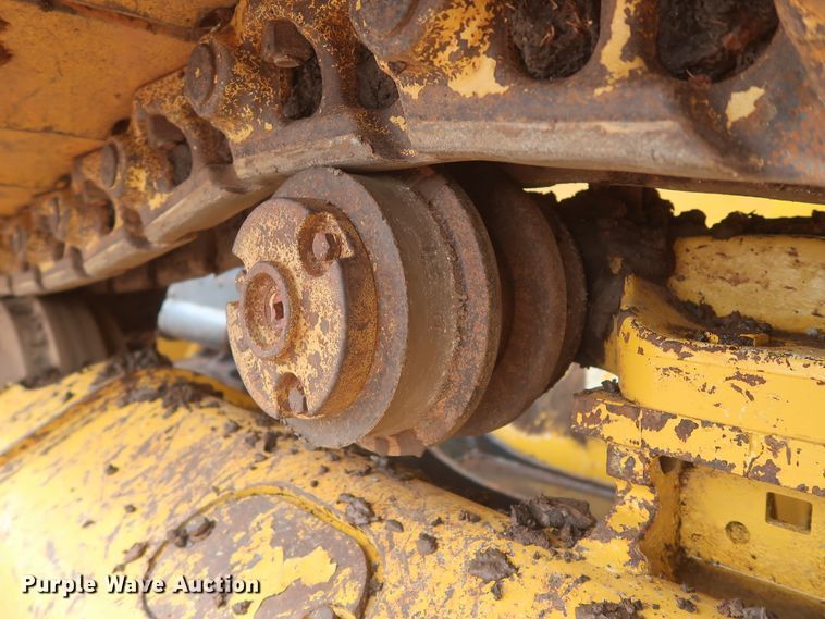 image for item HJ9368 2015 John Deere 750K WLT  dozer