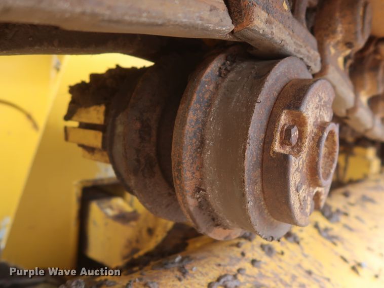 image for item HJ9368 2015 John Deere 750K WLT  dozer