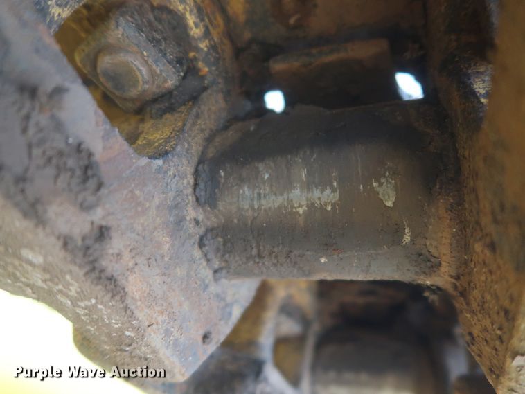 image for item HJ9368 2015 John Deere 750K WLT  dozer