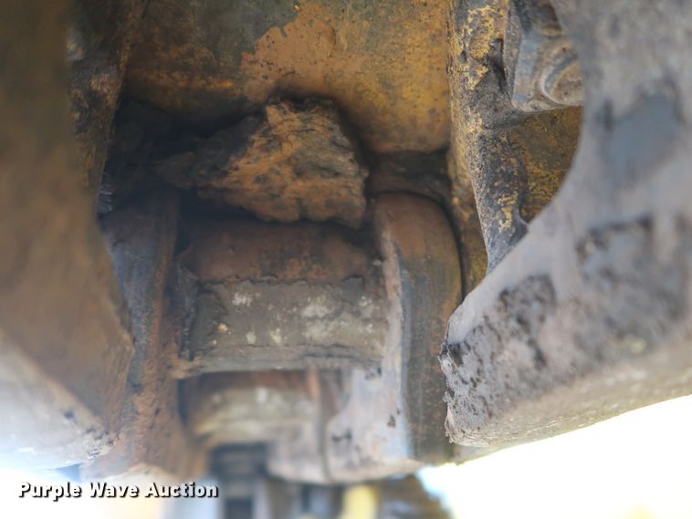 image for item HJ9368 2015 John Deere 750K WLT  dozer