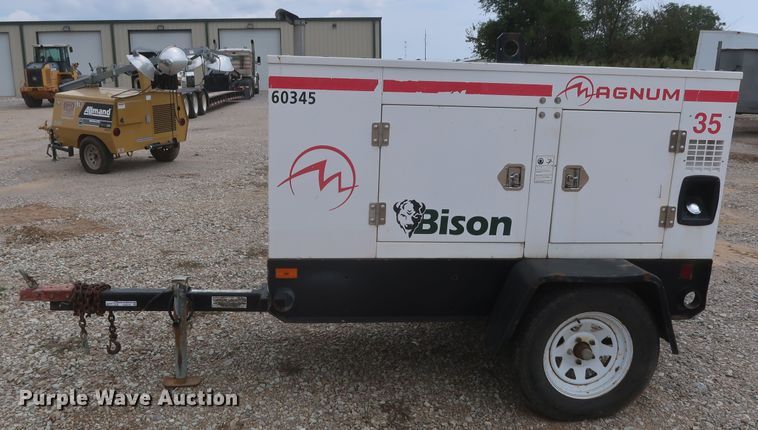 image for item HJ9370 2005 Magnum MMG35  generator set