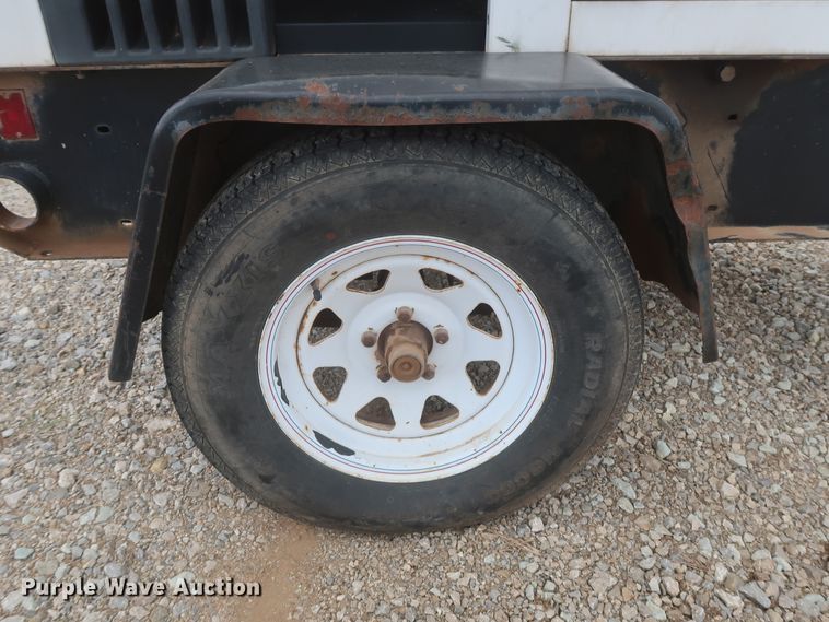 image for item HJ9370 2005 Magnum MMG35  generator set