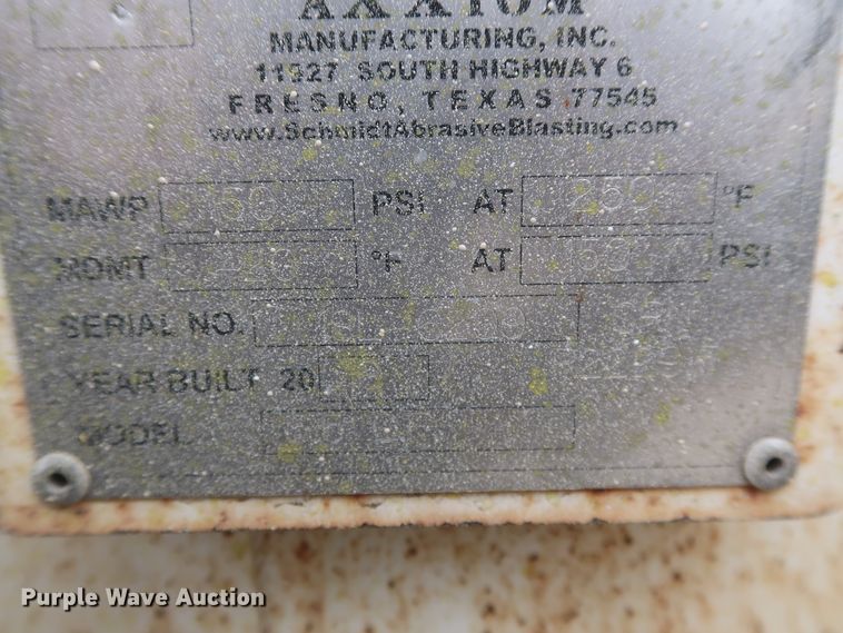 image for item HJ9371 Sullair 210H  air compressor