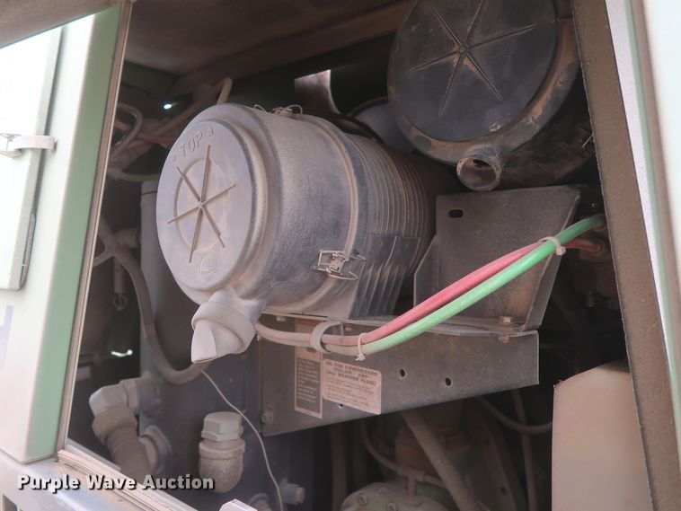 image for item HJ9371 Sullair 210H  air compressor