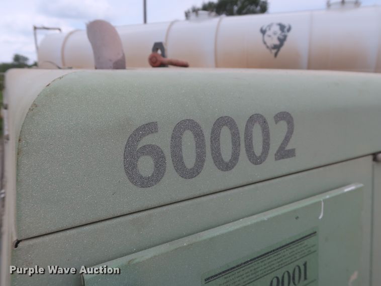 image for item HJ9371 Sullair 210H  air compressor